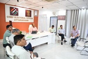 अगले 15 दिन दोनों मंडलायुक्त करेंगे फील्ड विजिट, जनपदों में करेंगे कैंप